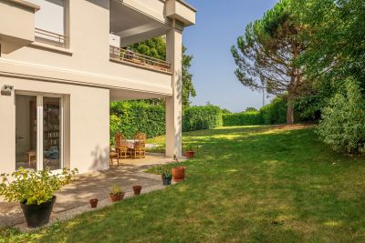 Sale Luxury apartment Divonne-les-Bains 4 Rooms 107 m²