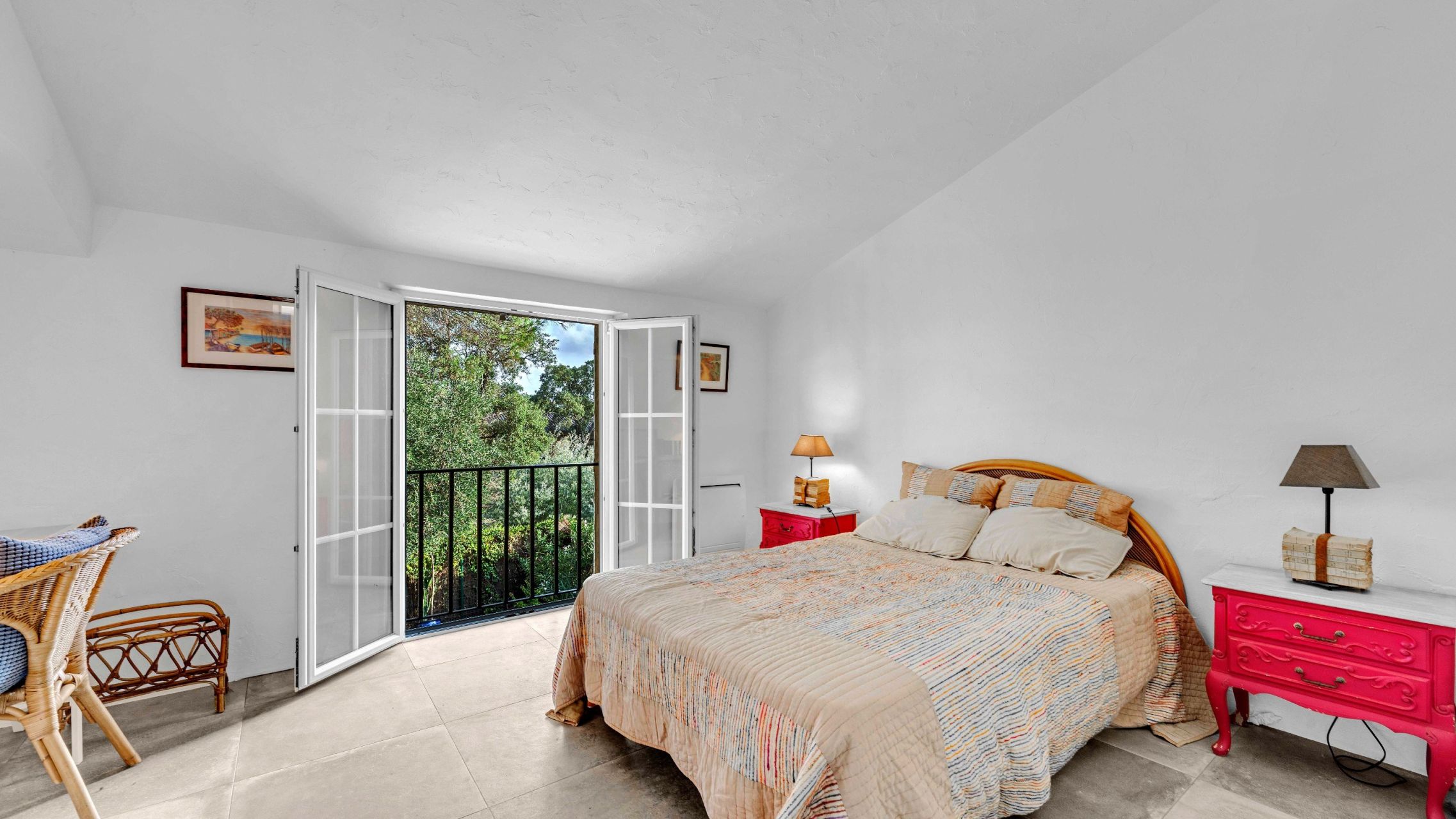 mazet de luxe 6 Pièces en vente sur GRIMAUD (83310)