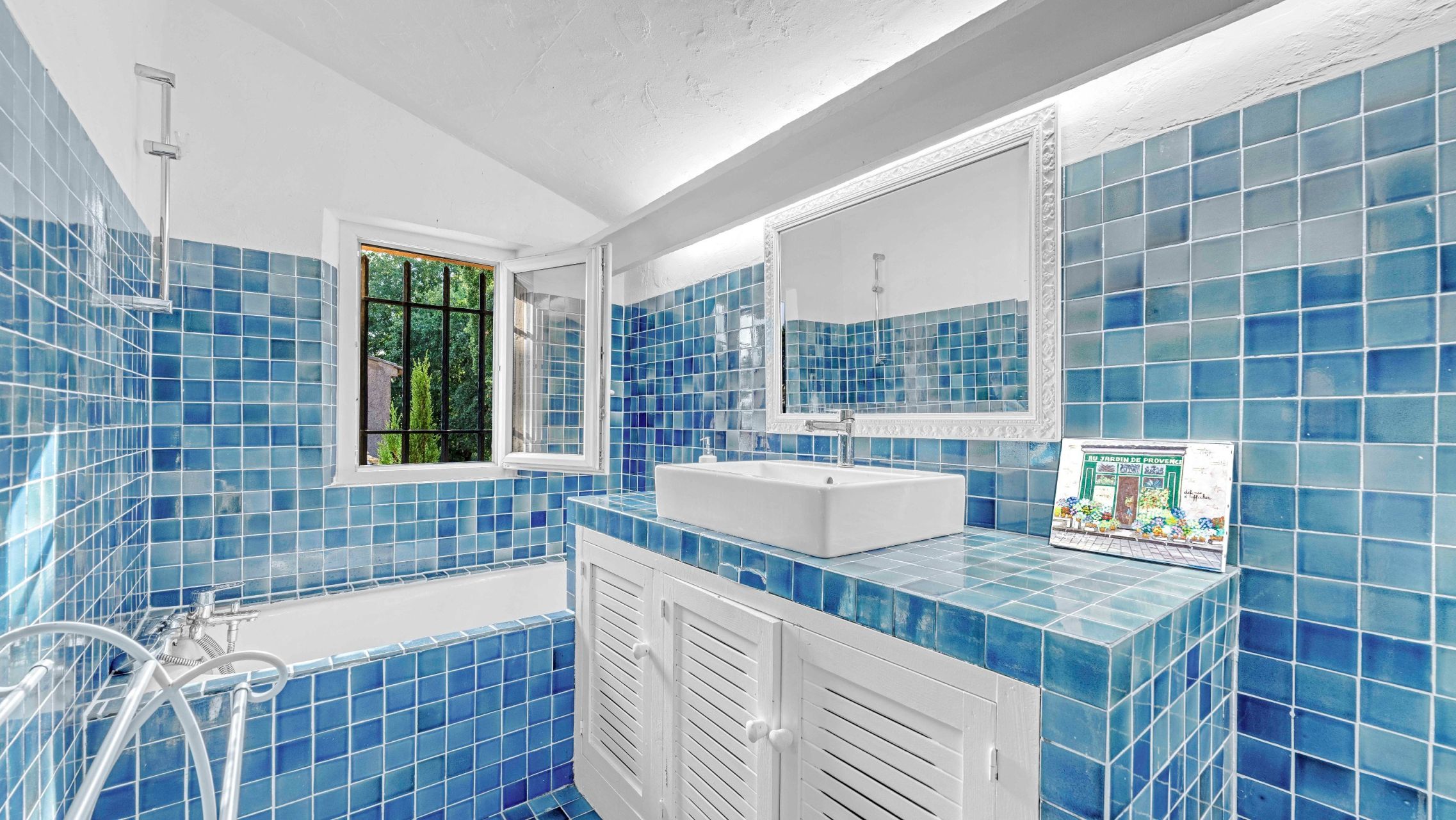 mazet de luxe 6 Pièces en vente sur GRIMAUD (83310)