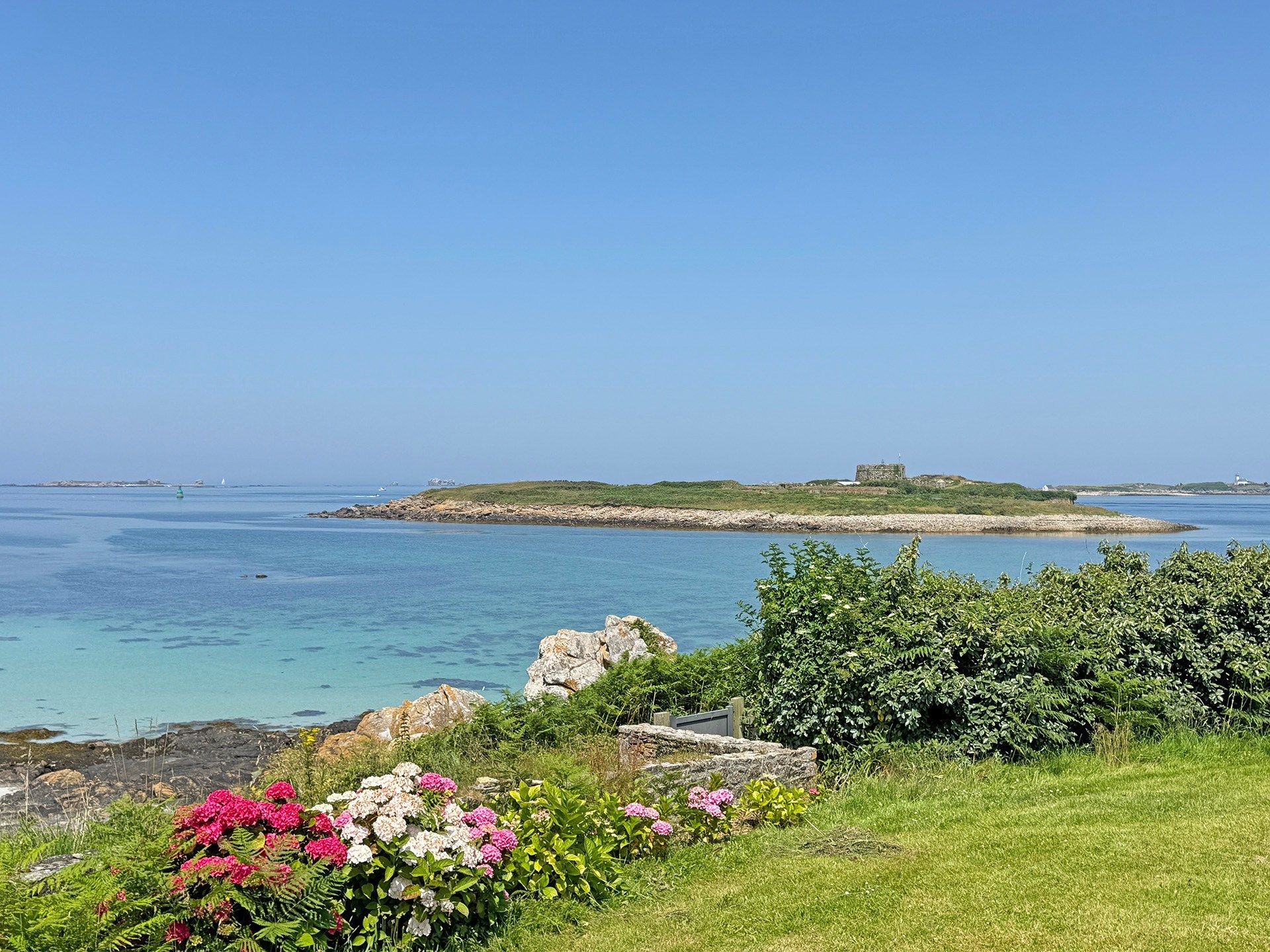 luxury house 10 Rooms for sale on LANDEDA (29870)