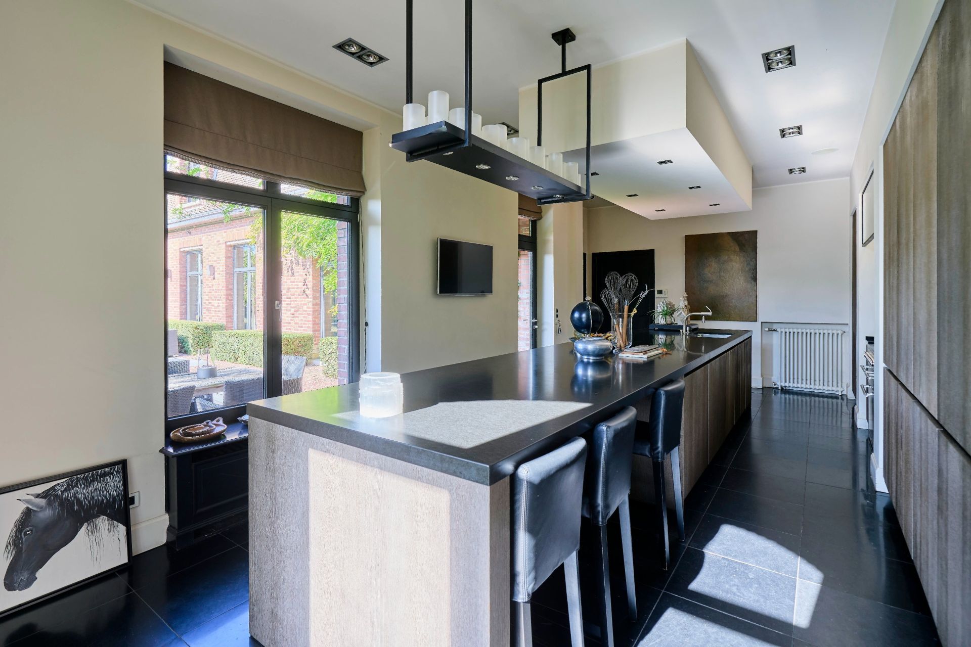 luxury house 11 Rooms for sale on WASQUEHAL (59290)