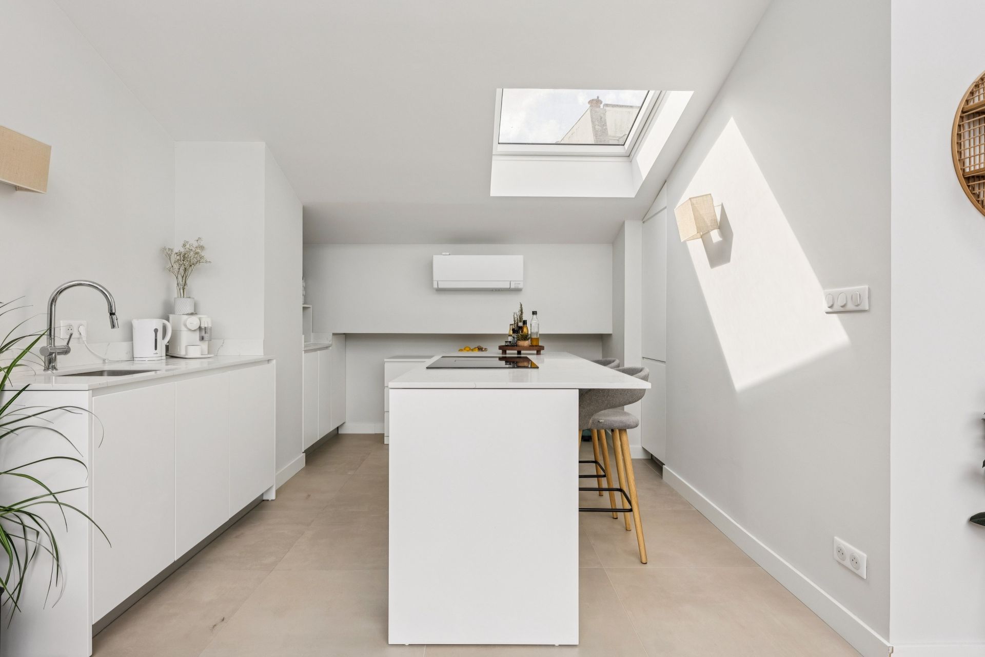 luxury apartment 3 Rooms for sale on PARIS (75016)