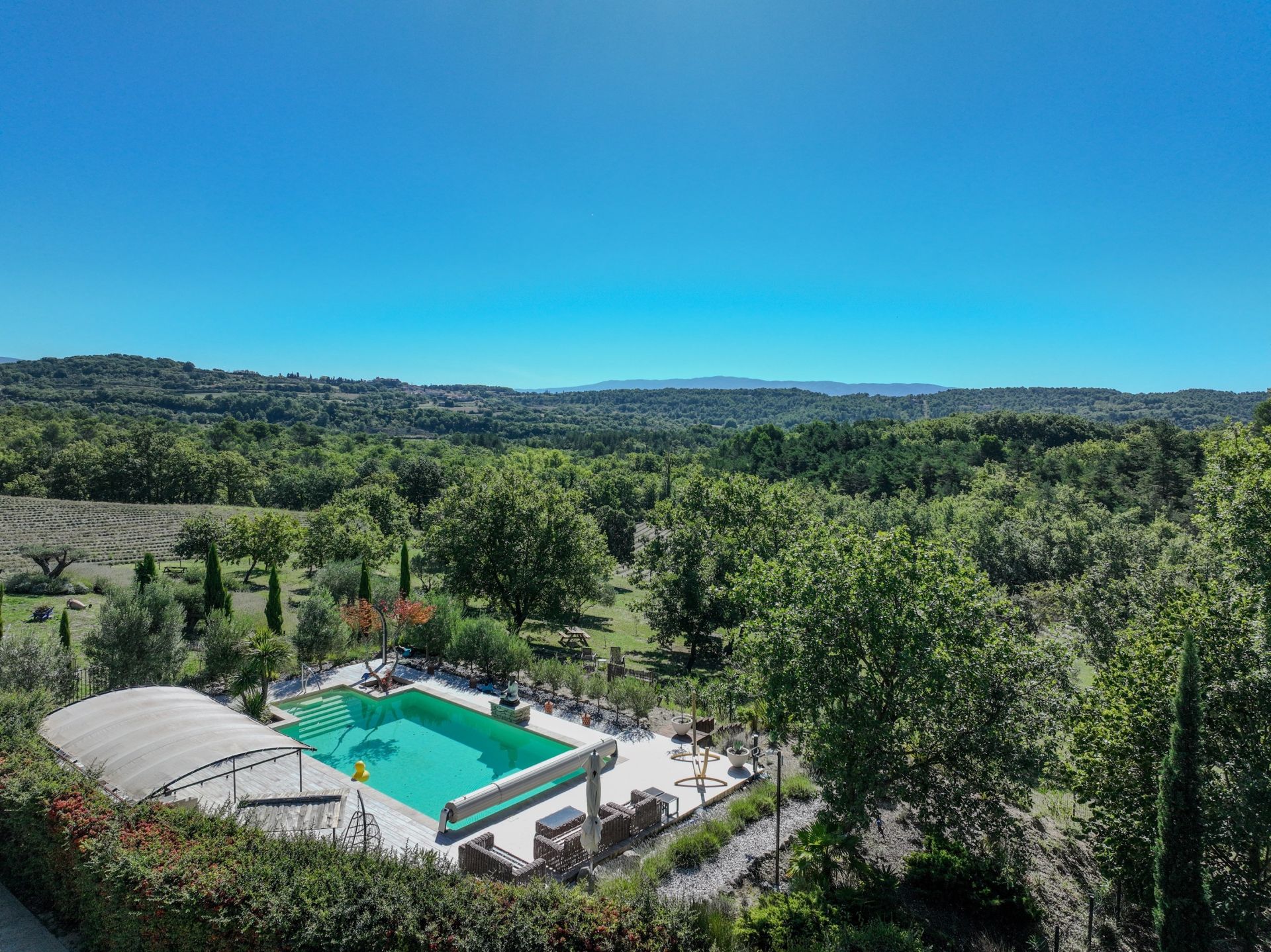 propriété de luxe 10 Pièces en vente sur MURS (84220)