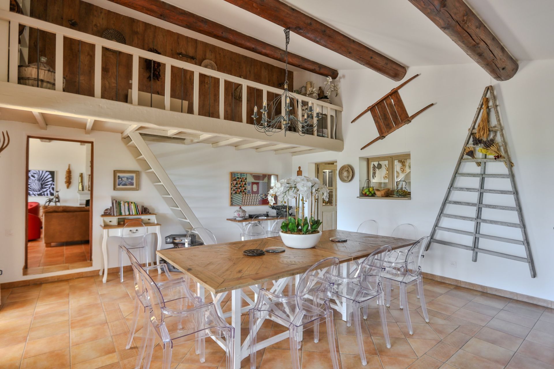 propriété de luxe 10 Pièces en vente sur MURS (84220)