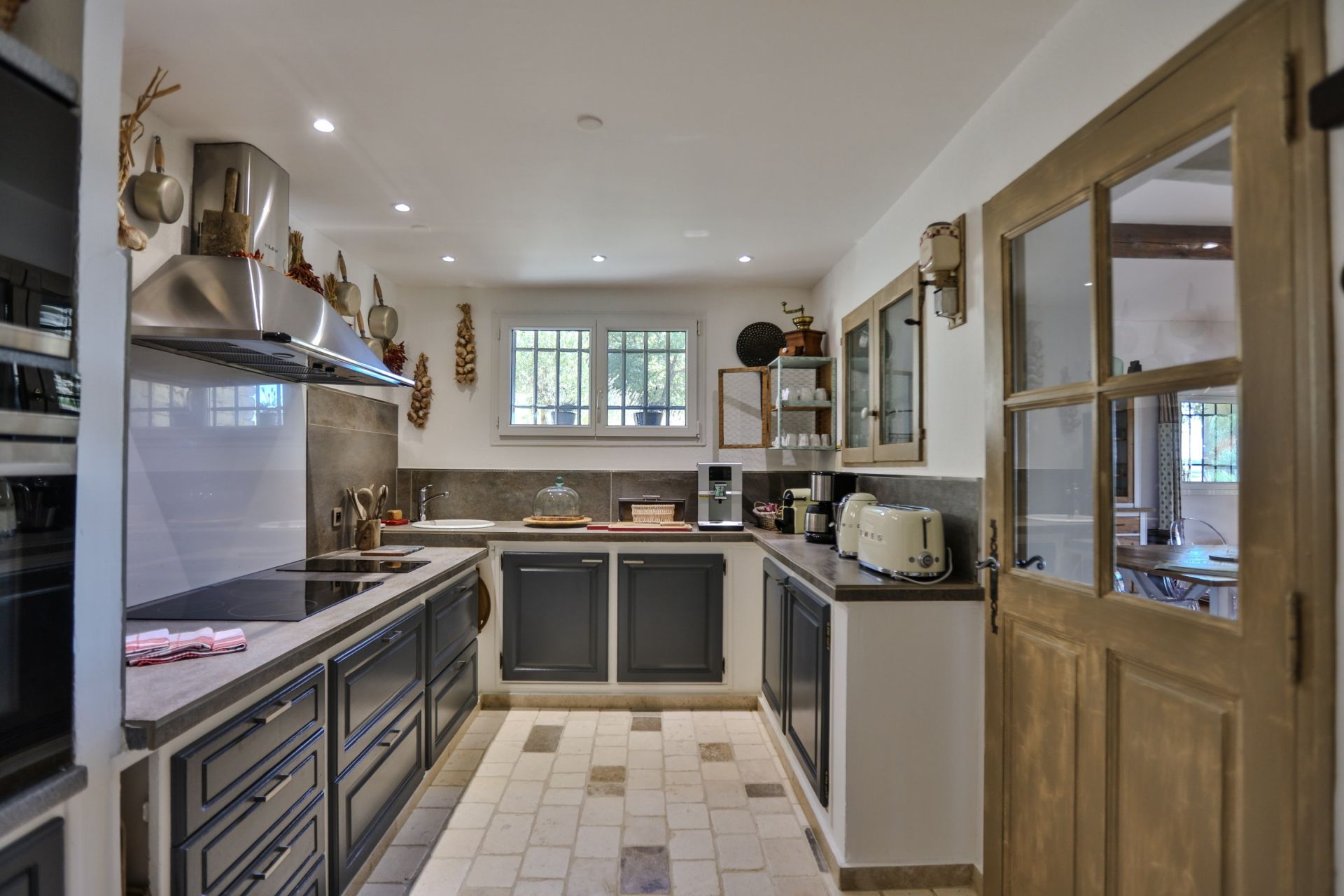 propriété de luxe 10 Pièces en vente sur MURS (84220)