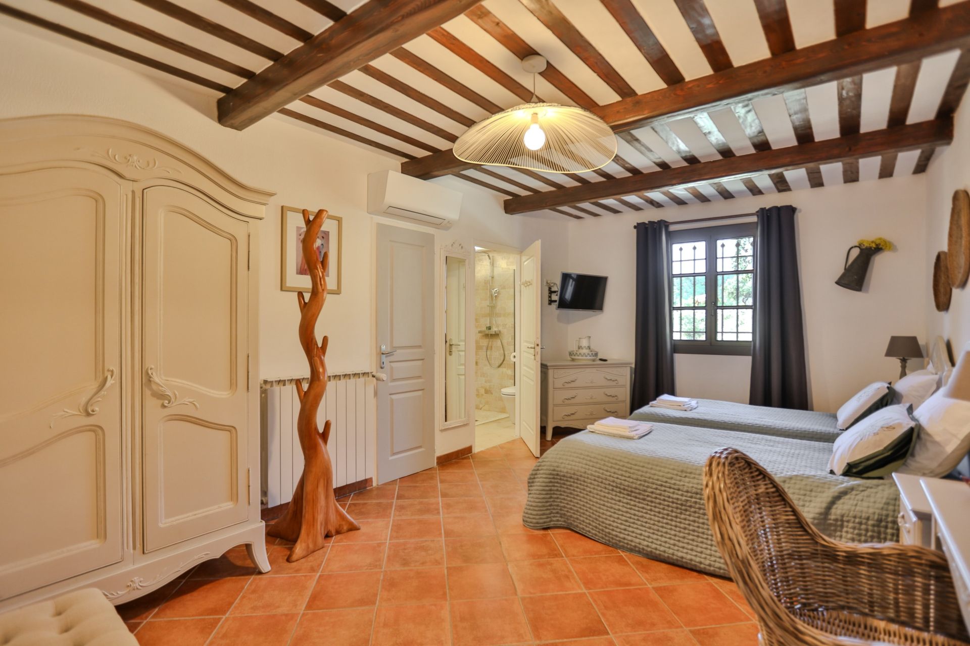 propriété de luxe 10 Pièces en vente sur MURS (84220)
