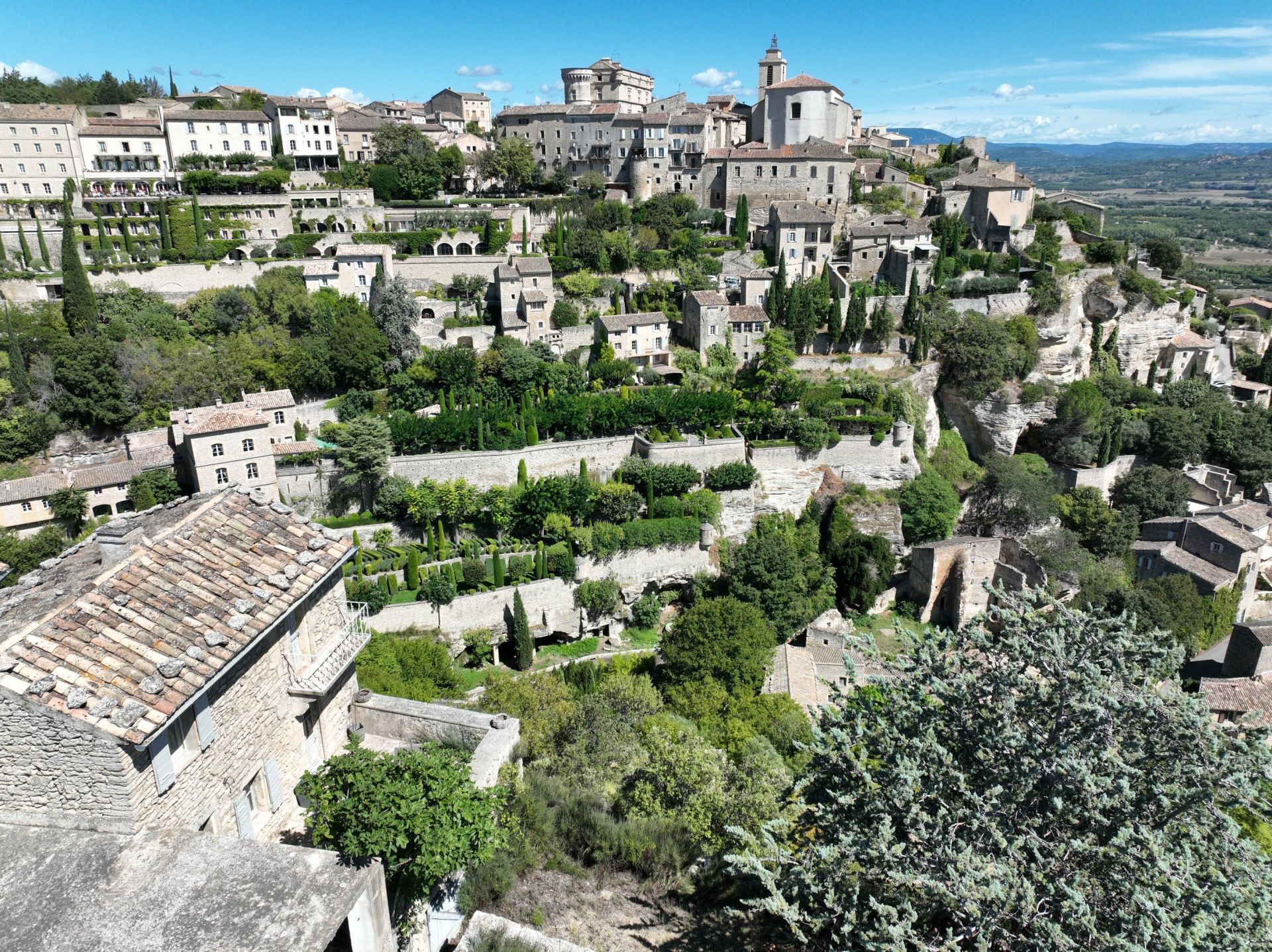 luxury house 4 Rooms for sale on GORDES (84220)