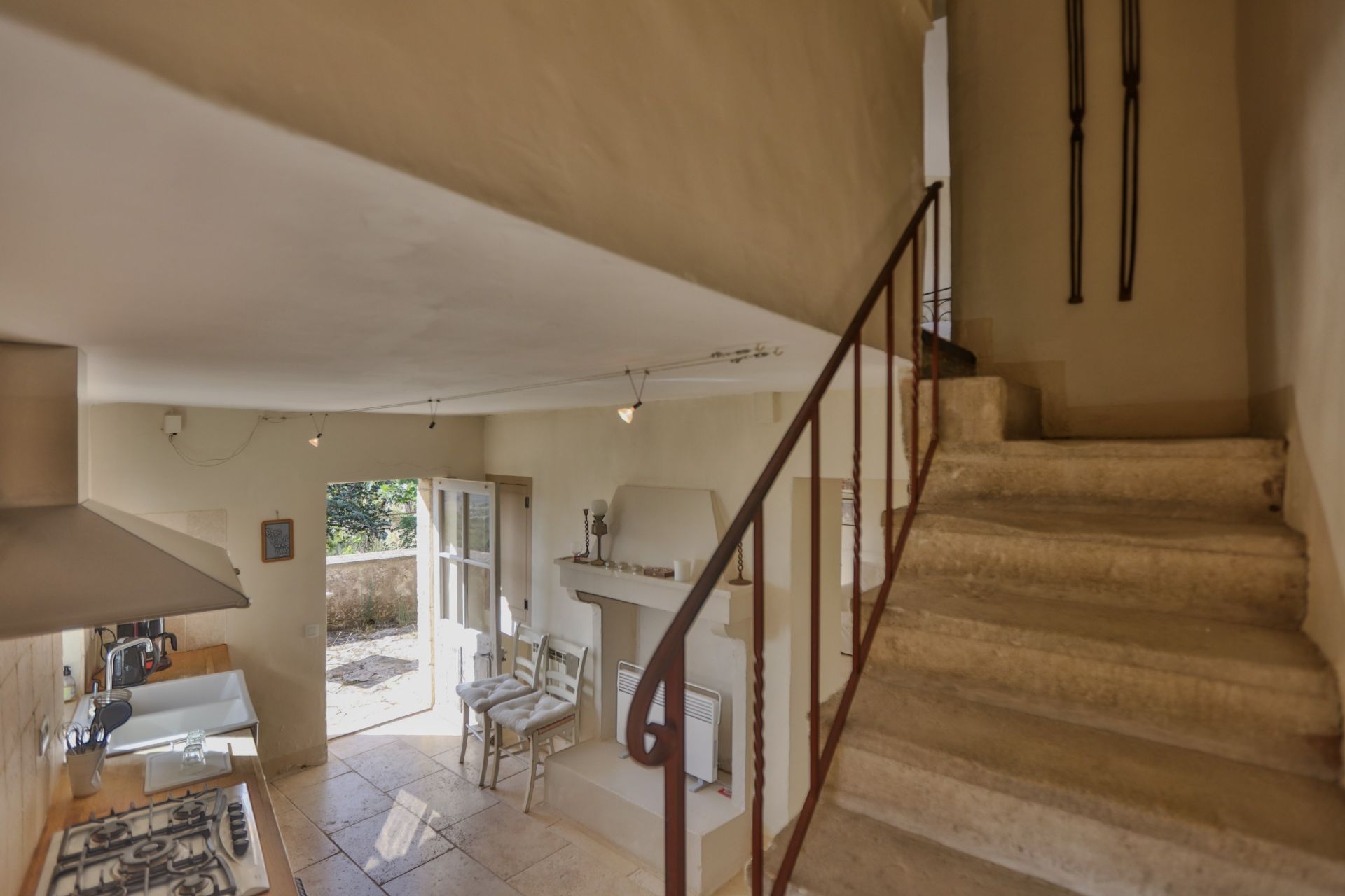 maison de luxe 4 Pièces en vente sur GORDES (84220)