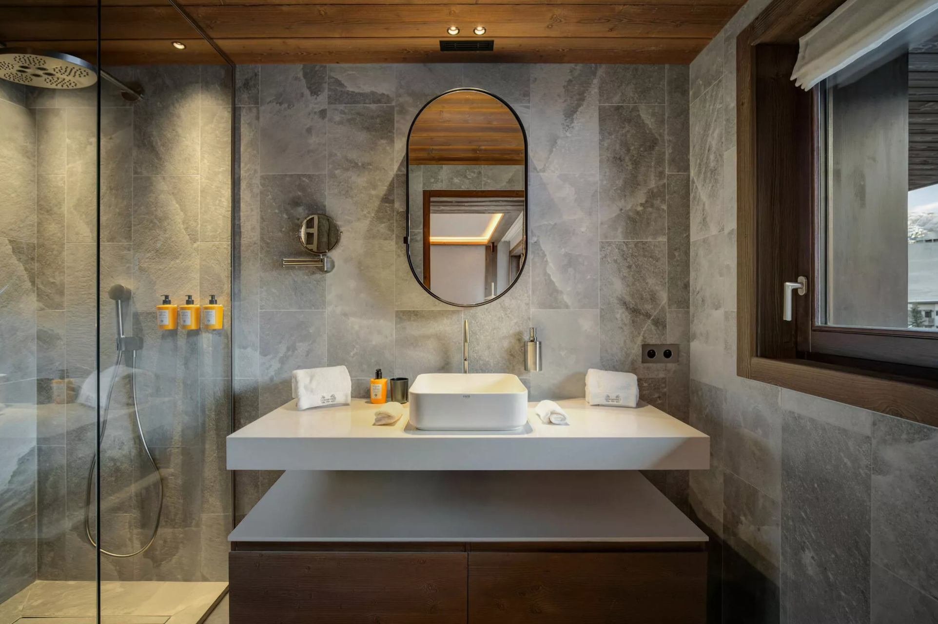 appartement de luxe 6 Pièces en location saisonnière sur COURCHEVEL (73120)