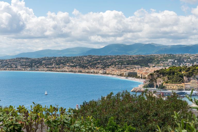 luxury apartment 3 Rooms for sale on NICE (06000)