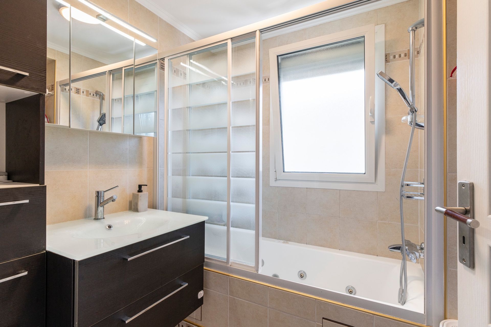 appartement de luxe 4 Pièces en vente sur ST LAURENT DU VAR (06700)