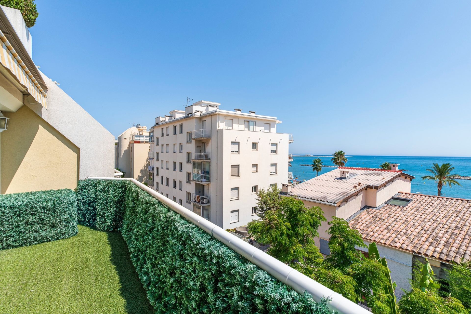 appartement de luxe 4 Pièces en vente sur ST LAURENT DU VAR (06700)