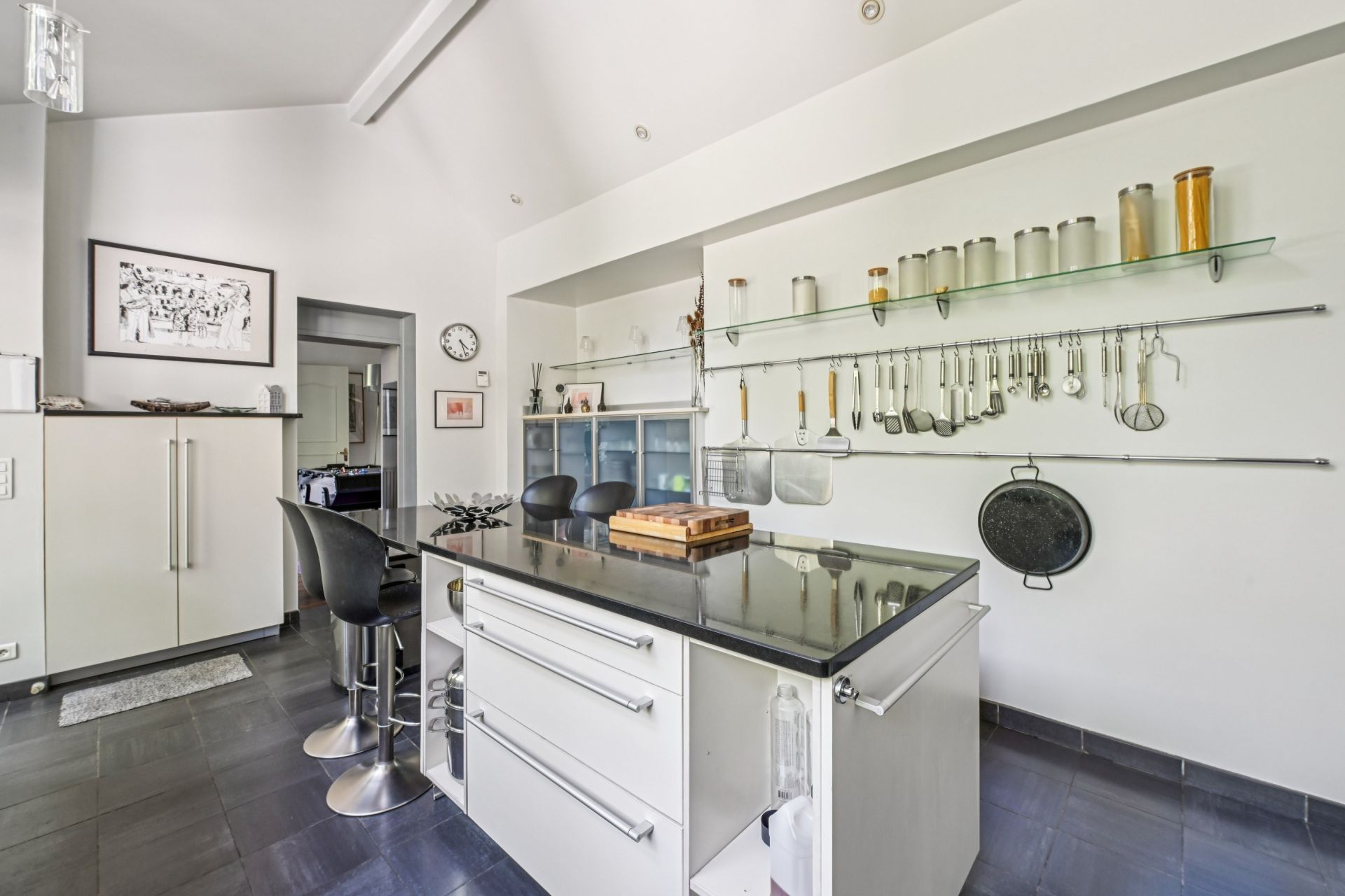 luxury house 6 Rooms for sale on MEUDON (92190)