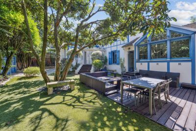 Sale Luxury house Meudon 6 Rooms 209 m²