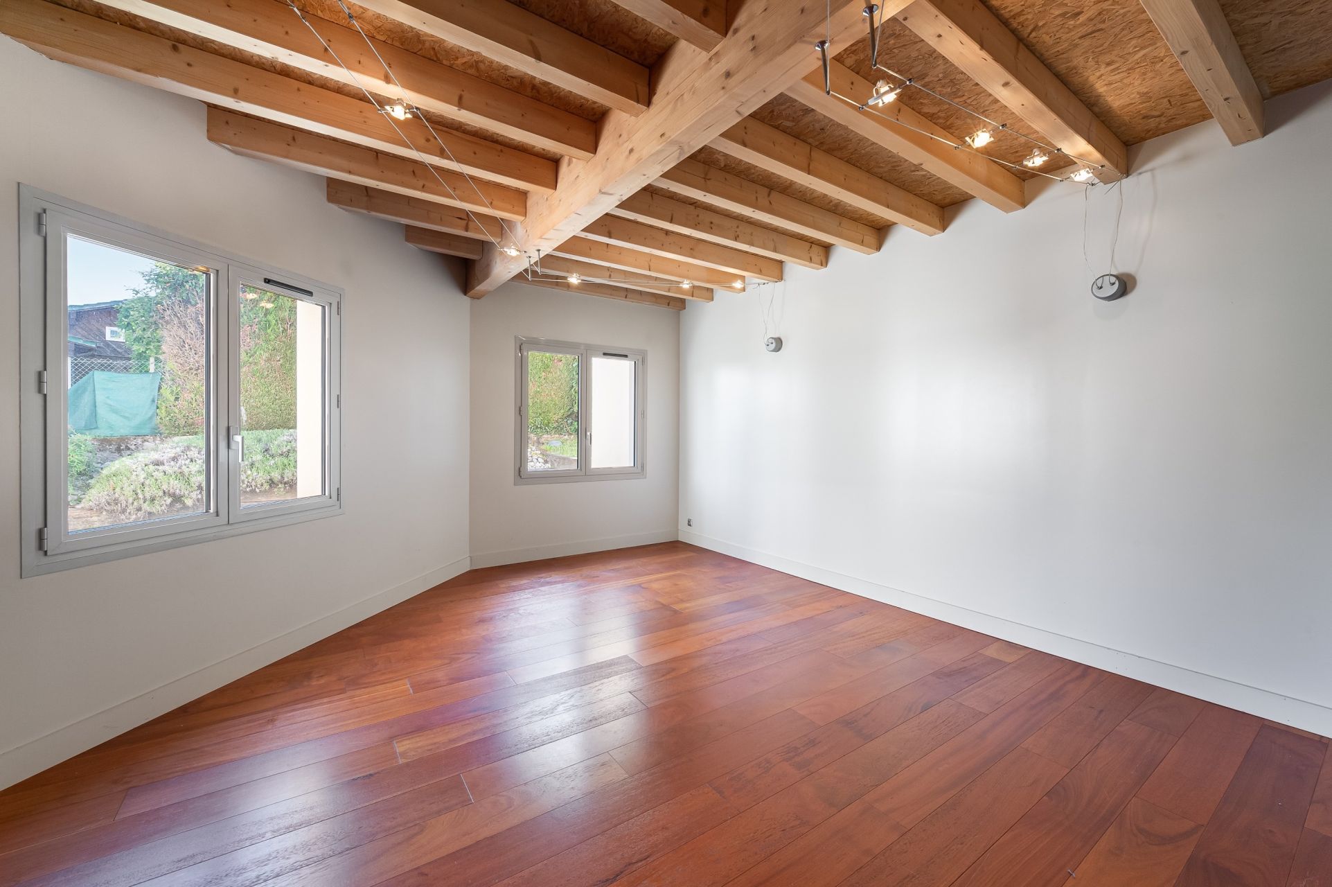 architect's house 8 Rooms for sale on NERNIER (74140)