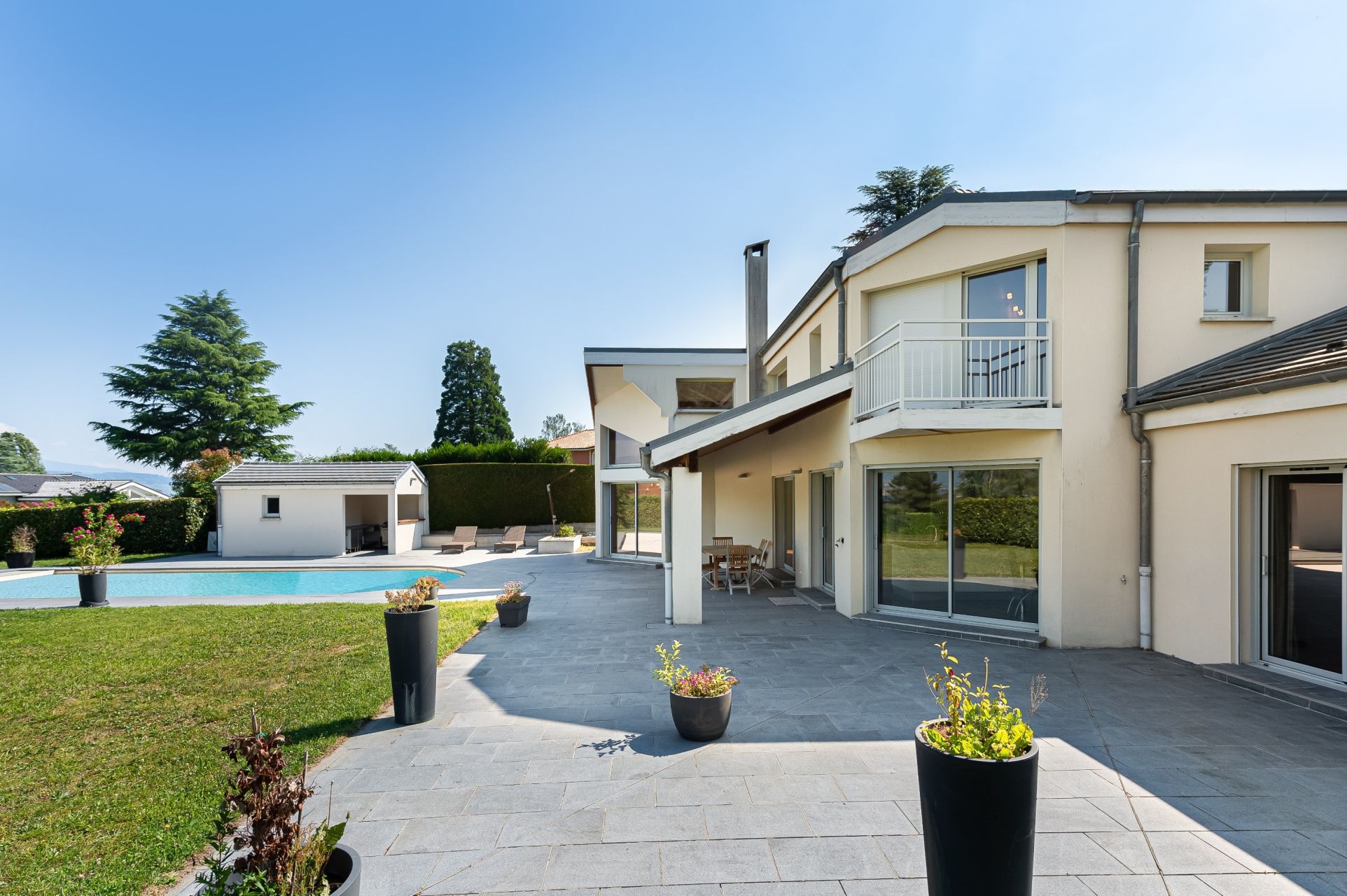 architect's house 8 Rooms for sale on NERNIER (74140)