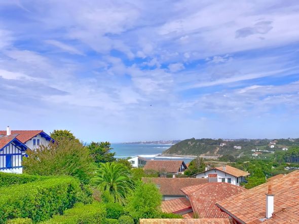 Sale Luxury house Saint-Jean-de-Luz 7 Rooms 230 m²