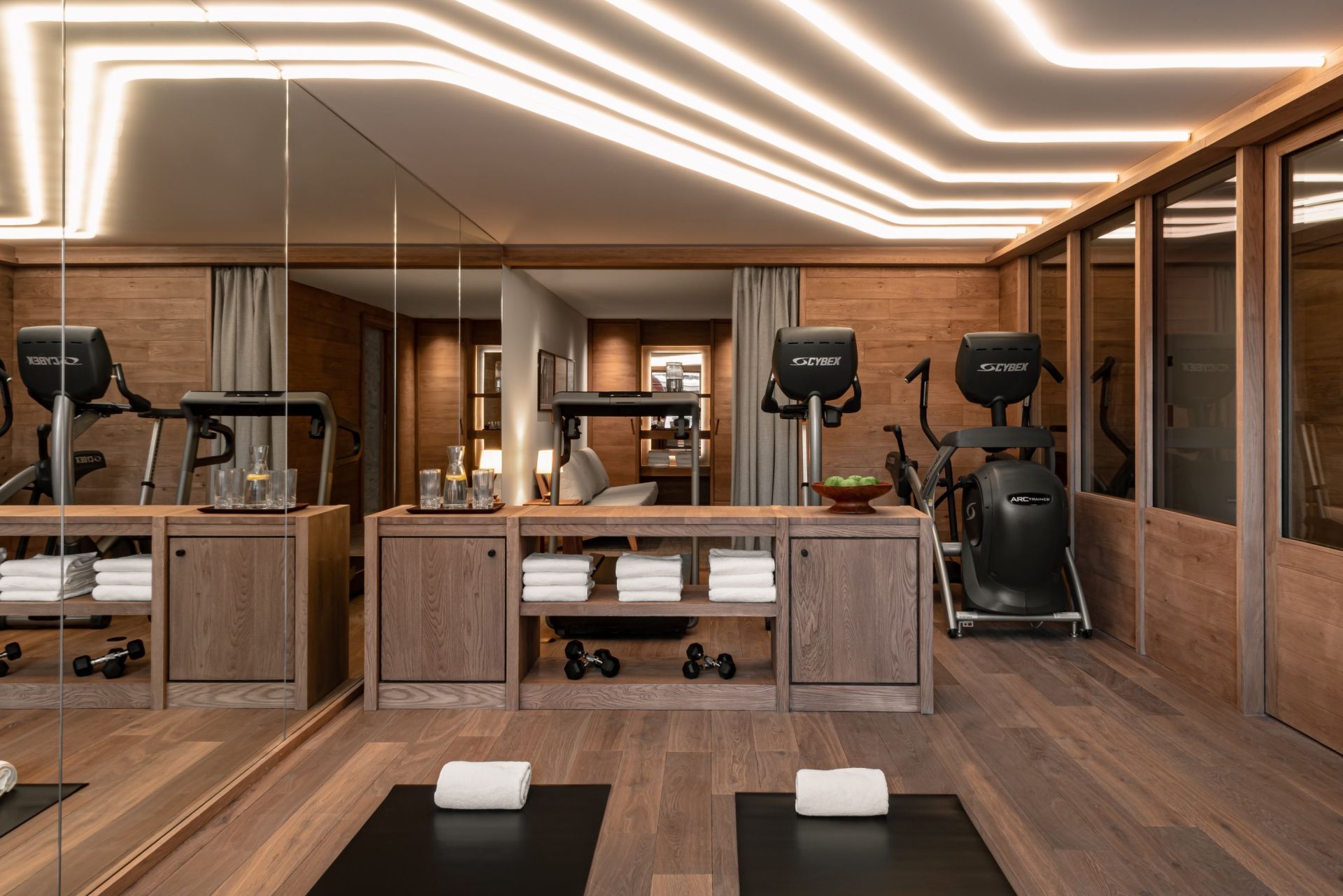 chalet de luxe 12 Pièces en location saisonnière sur COURCHEVEL (73120)