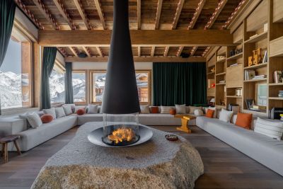 Rental Luxury chalet Courchevel 12&nbsp;Rooms 680&nbsp;m²