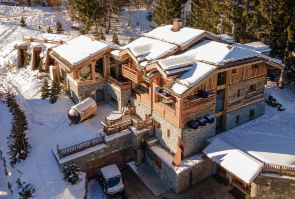 Rental Luxury chalet Courchevel 12&nbsp;Rooms 680&nbsp;m²