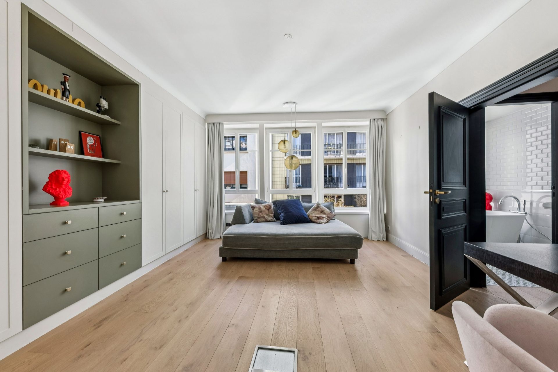 maison de ville 8 Pièces en vente sur PARIS (75016)