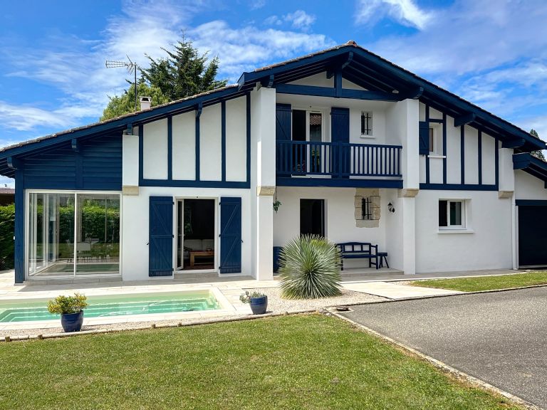 maison de luxe 6 Pièces en vente sur ST JEAN DE LUZ (64500)
