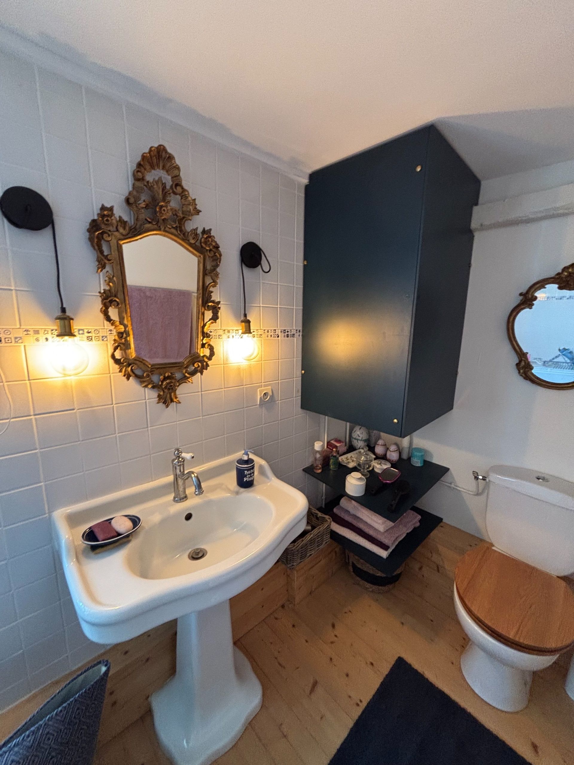 luxury house 5 Rooms for sale on BEAUMONT EN AUGE (14950)