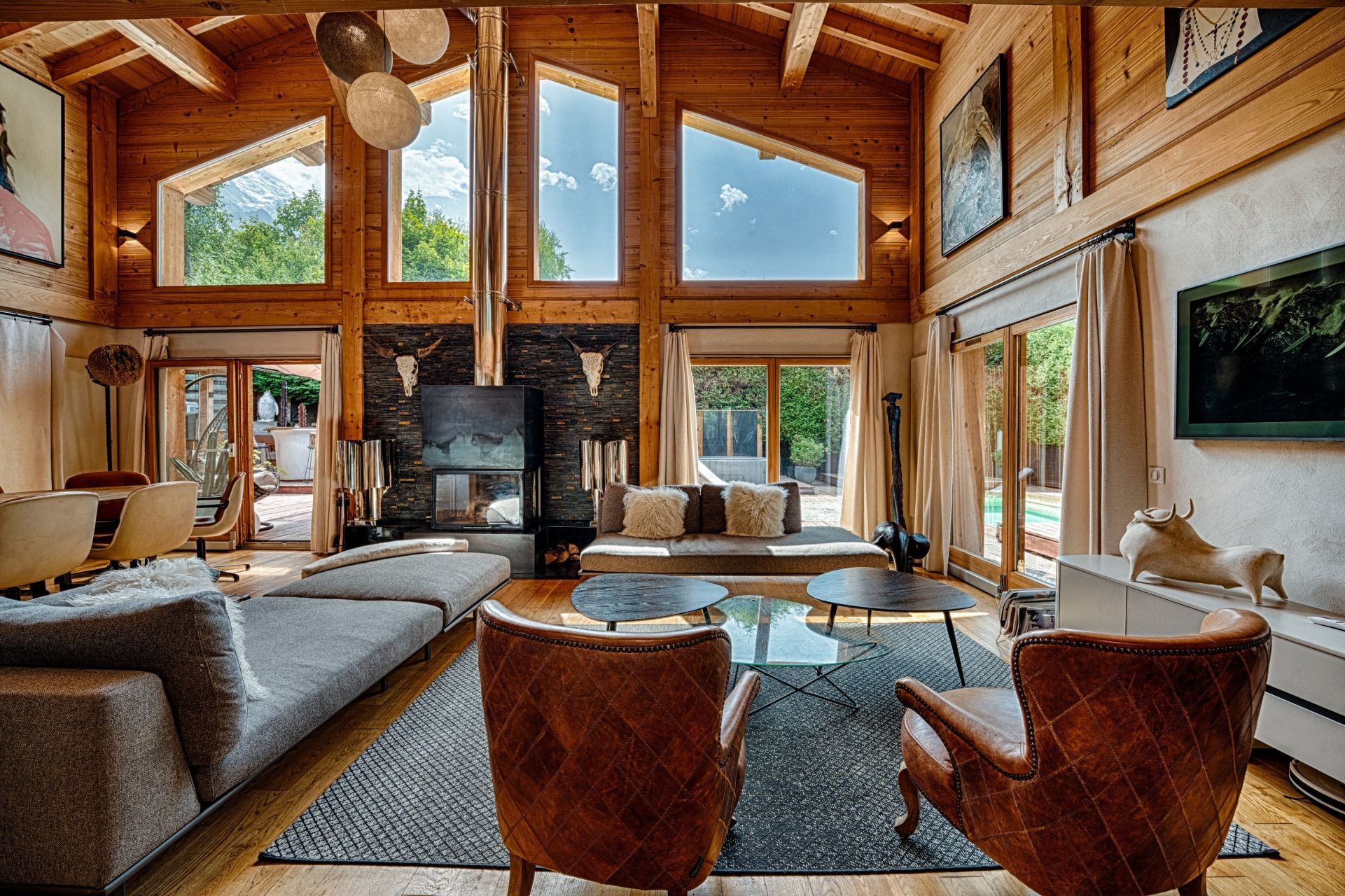 luxury chalet 6 Rooms for sale on CHAMONIX MONT BLANC (74400)