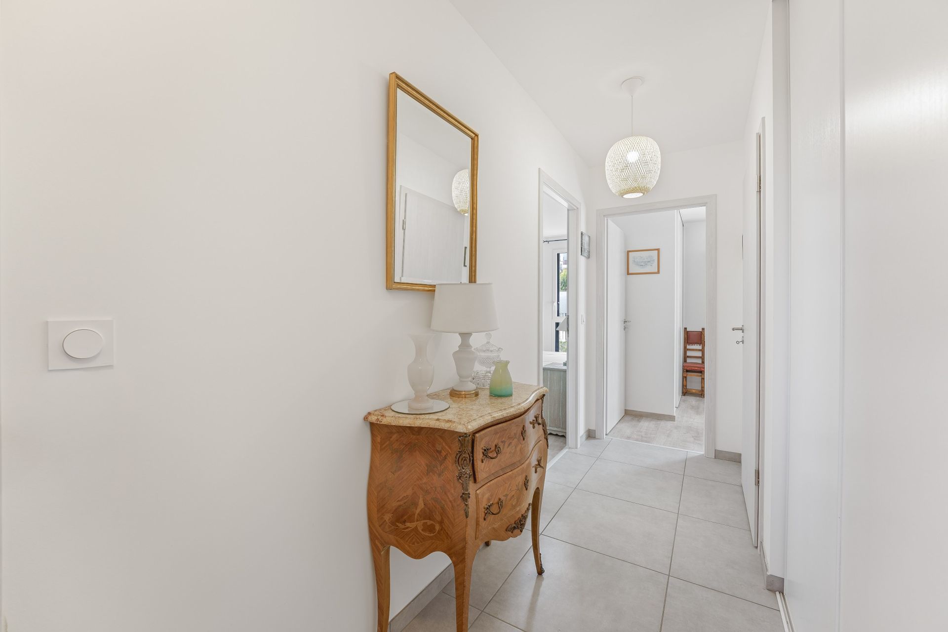 luxury apartment 4 Rooms for sale on EVIAN LES BAINS (74500)