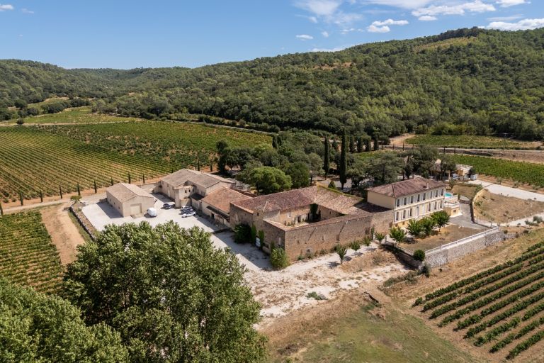 wine estate 10 Rooms for sale on CABASSE (83340)