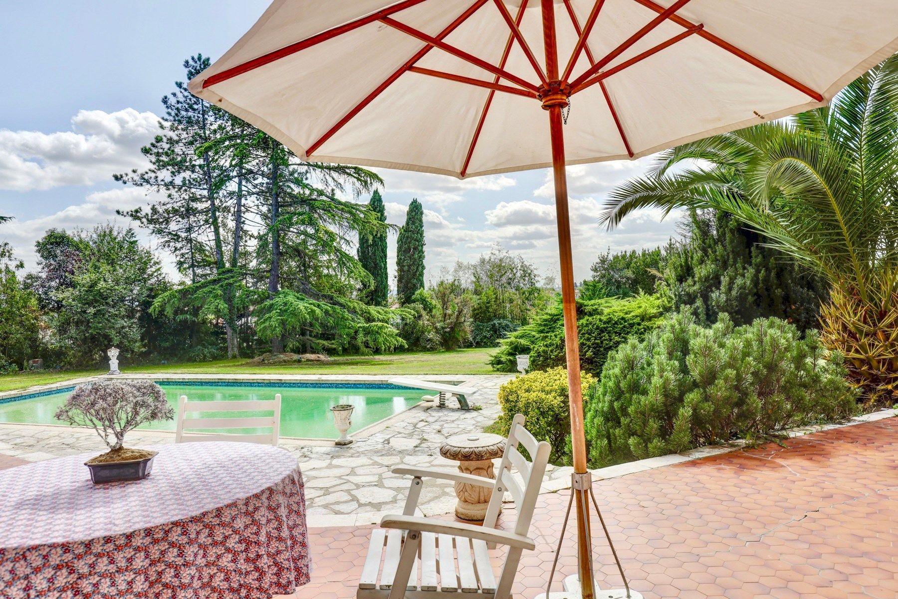 luxury house 6 Rooms for sale on ST JEAN (31240)