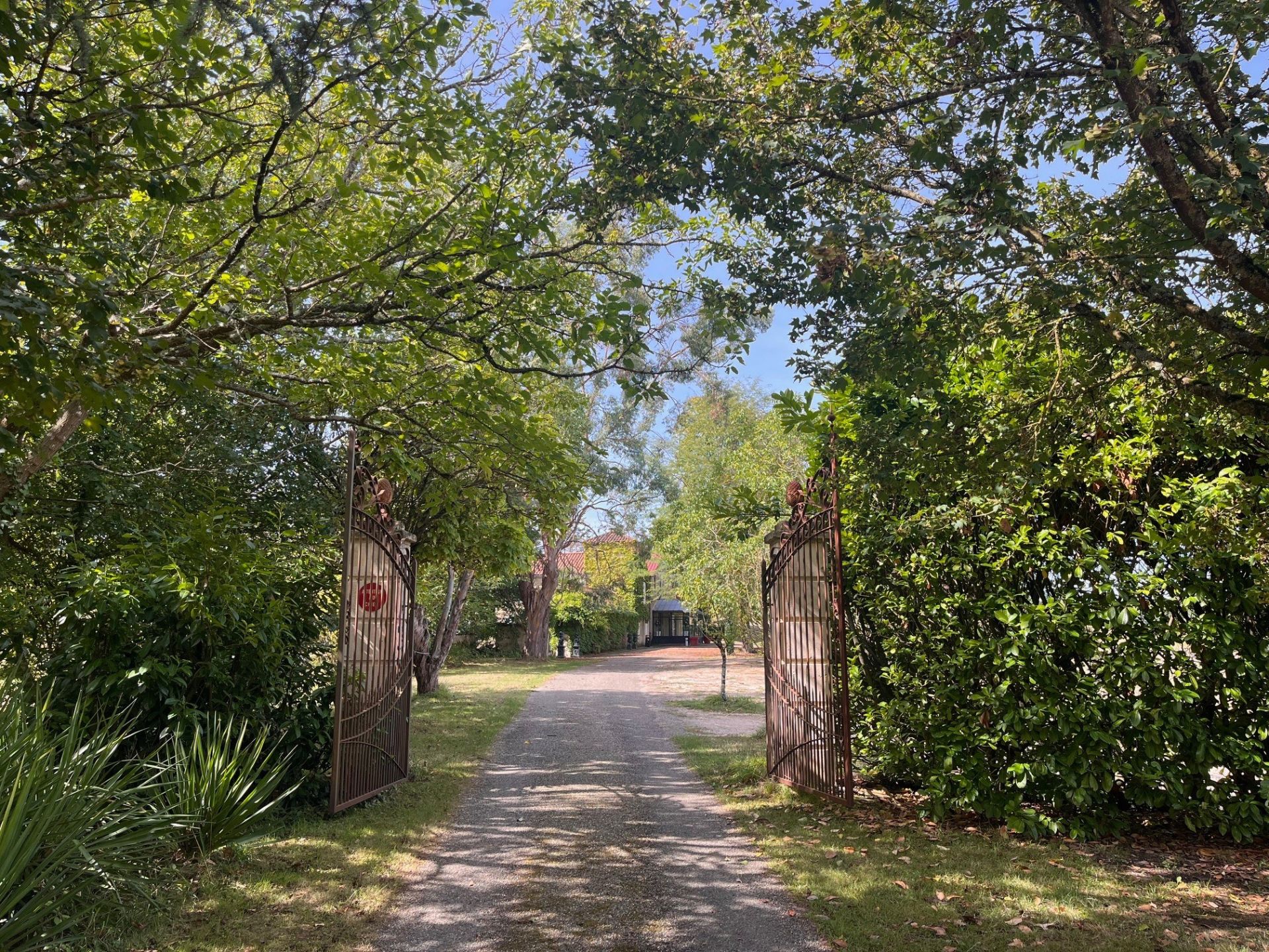 luxury property 16 Rooms for sale on ST JEAN POUTGE (32190)