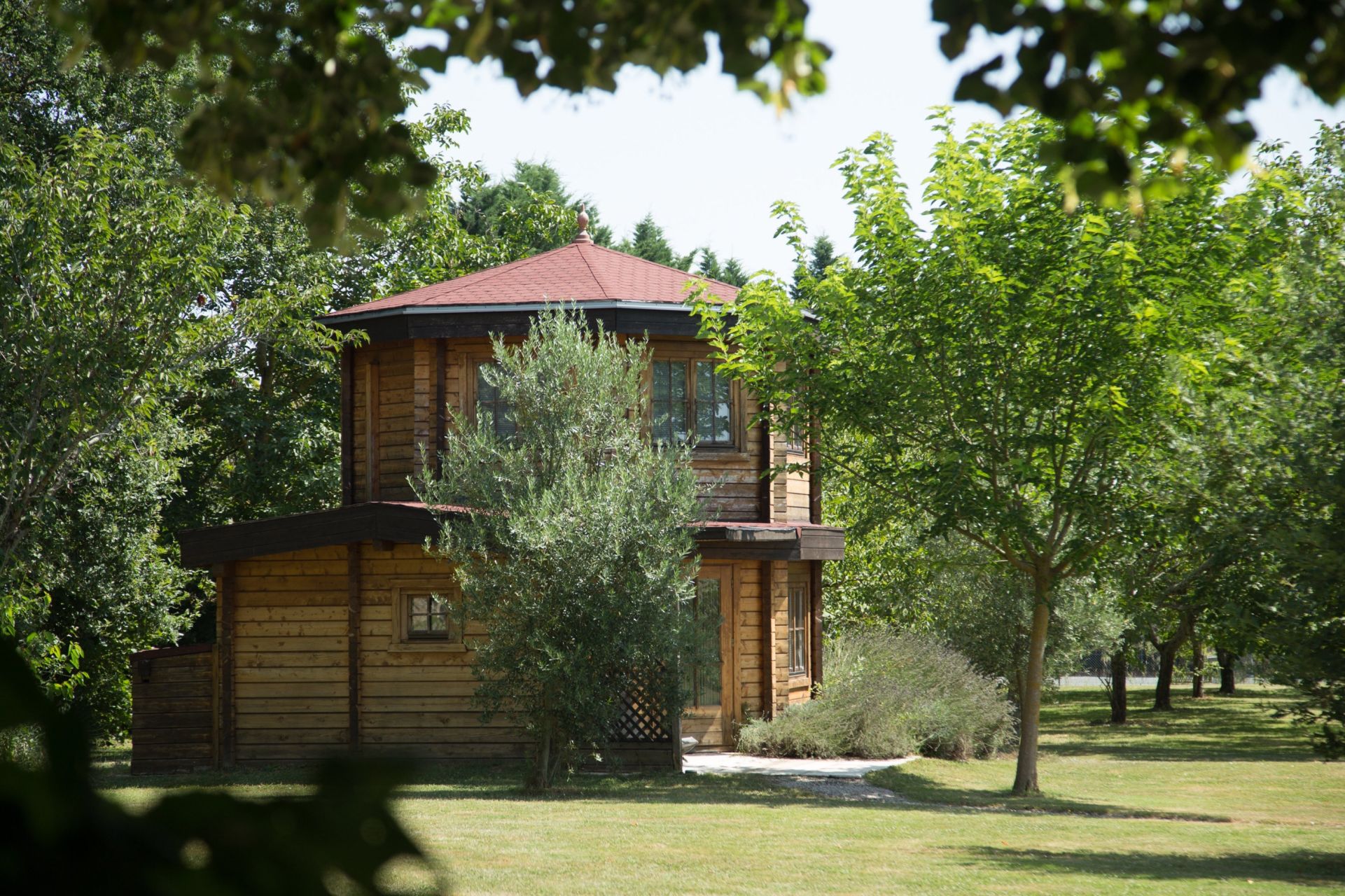 luxury property 16 Rooms for sale on ST JEAN POUTGE (32190)