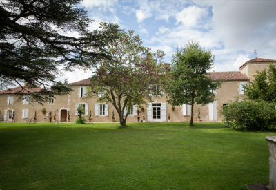 Sale Luxury property Saint-Jean-Poutge 16 Rooms 661 m²