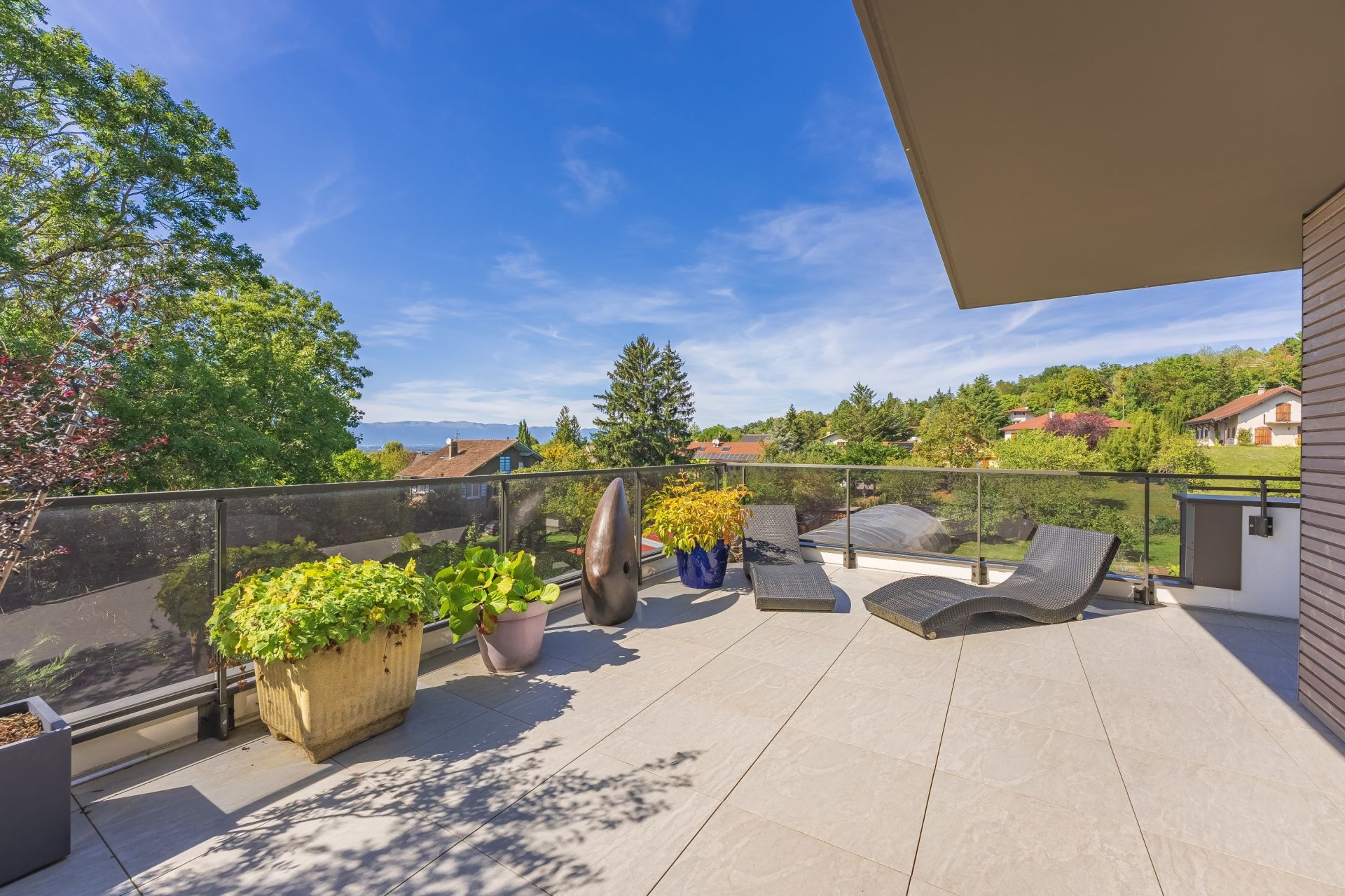 luxury apartment 4 Rooms for sale on VETRAZ MONTHOUX (74100)