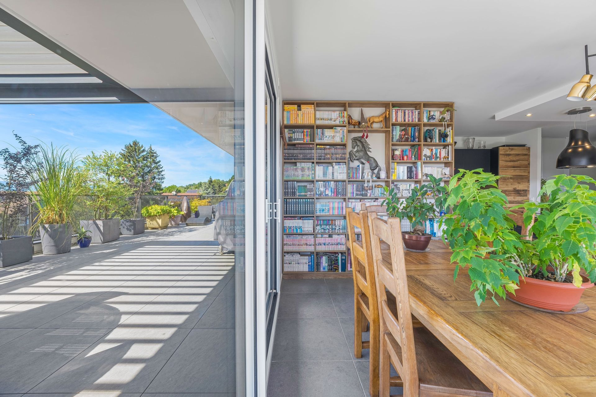 luxury apartment 4 Rooms for sale on VETRAZ MONTHOUX (74100)