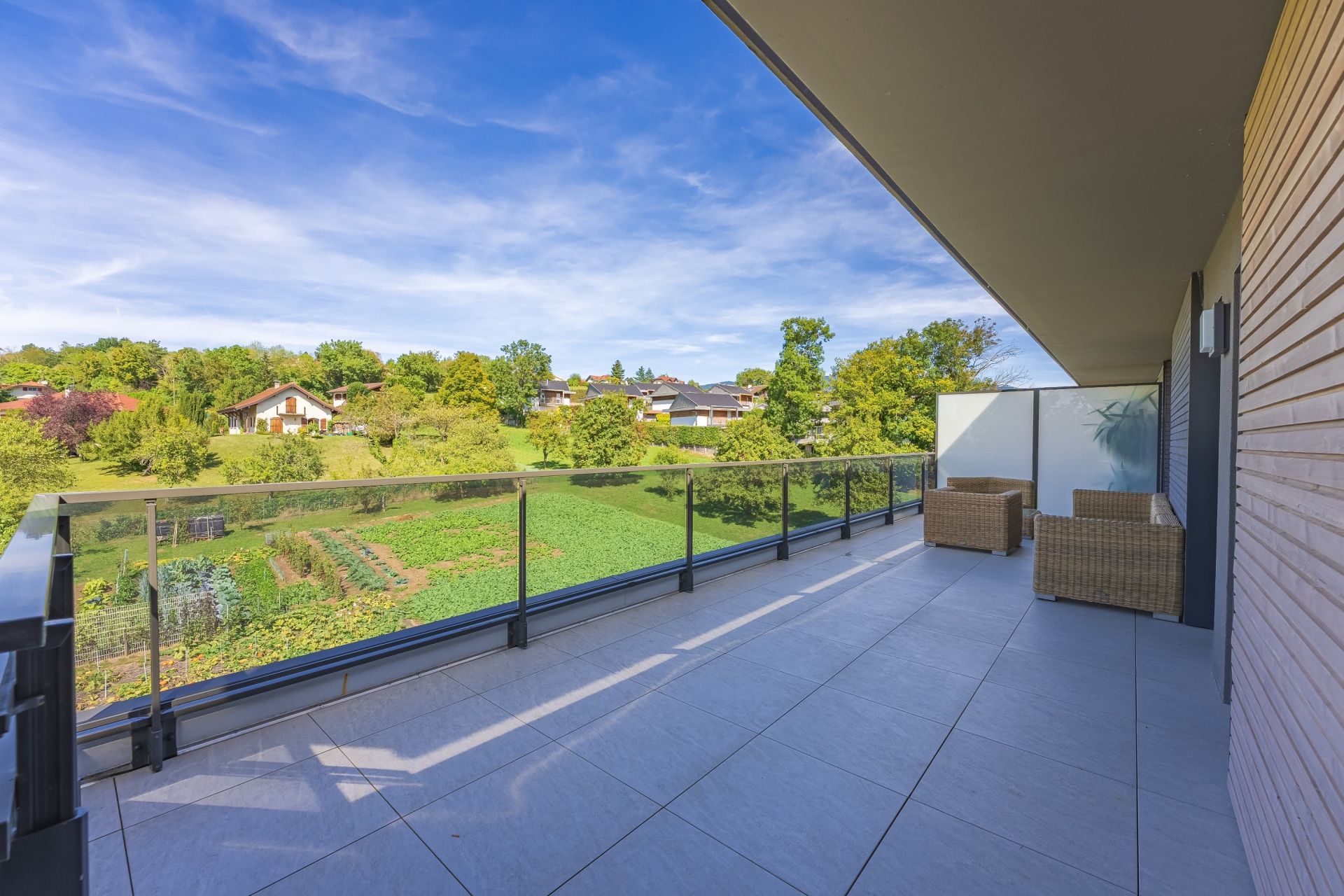 luxury apartment 4 Rooms for sale on VETRAZ MONTHOUX (74100)