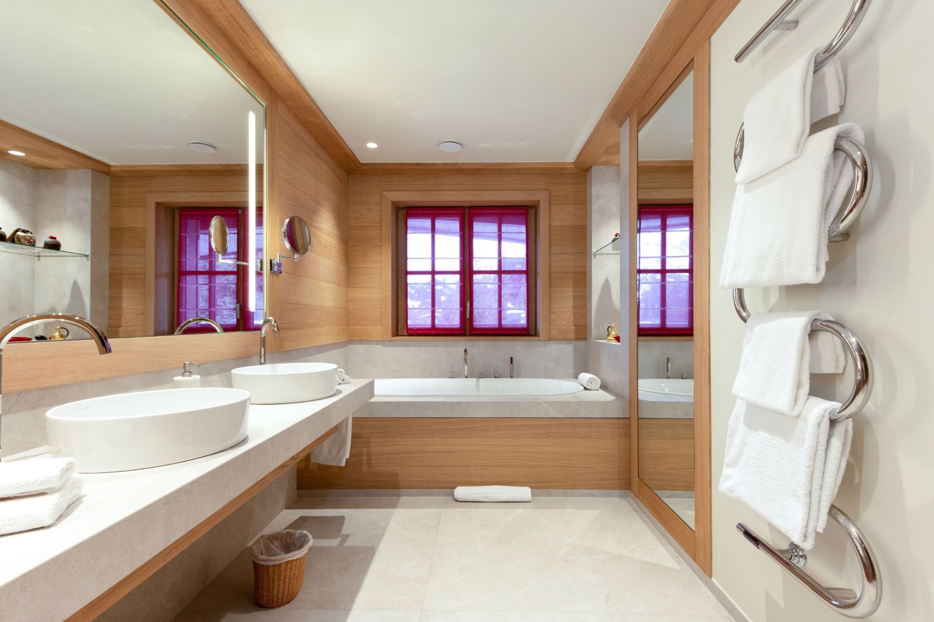 chalet de luxe 15 Pièces en location saisonnière sur COURCHEVEL (73120)