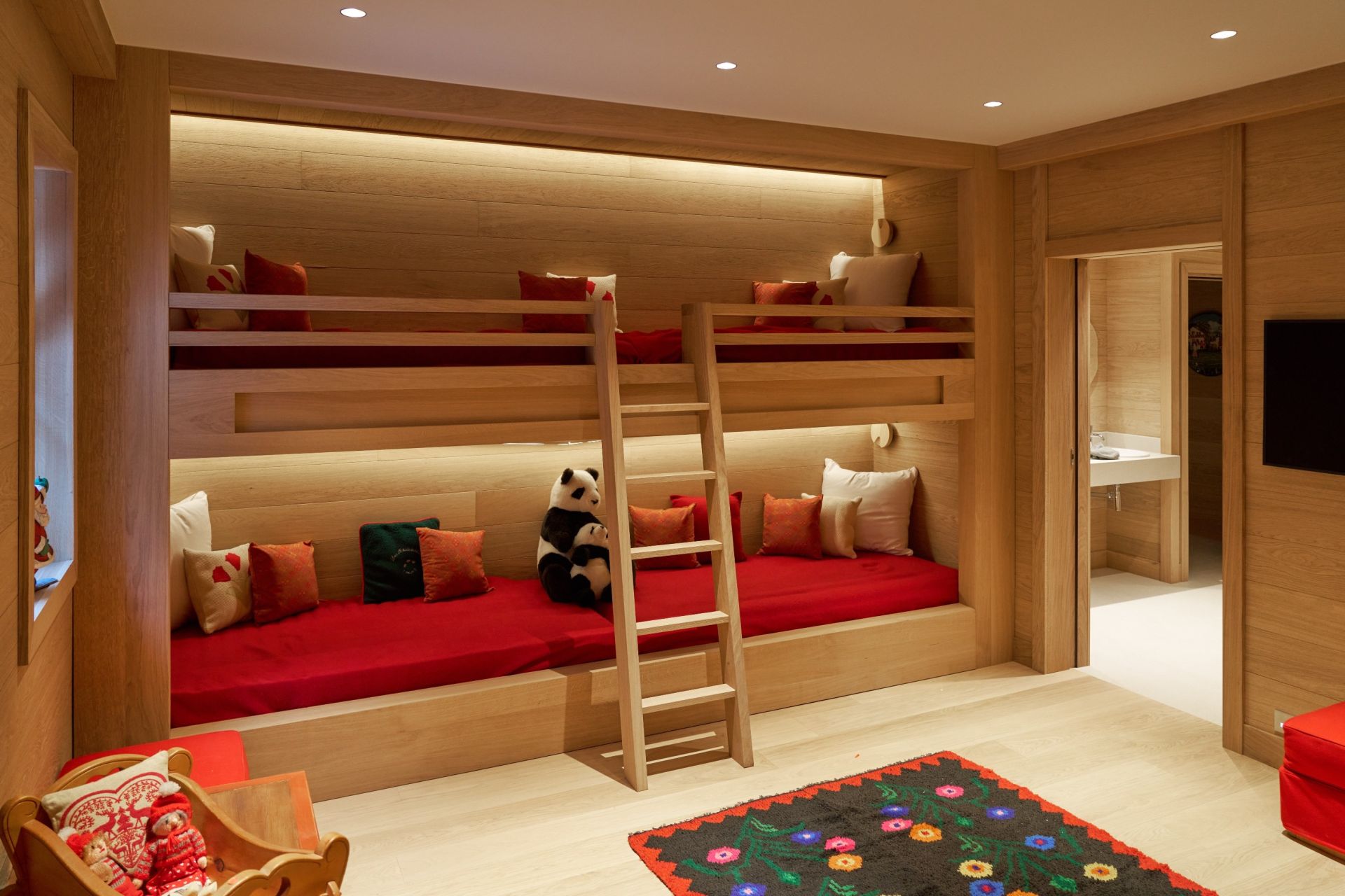 chalet de luxe 15 Pièces en location saisonnière sur COURCHEVEL (73120)