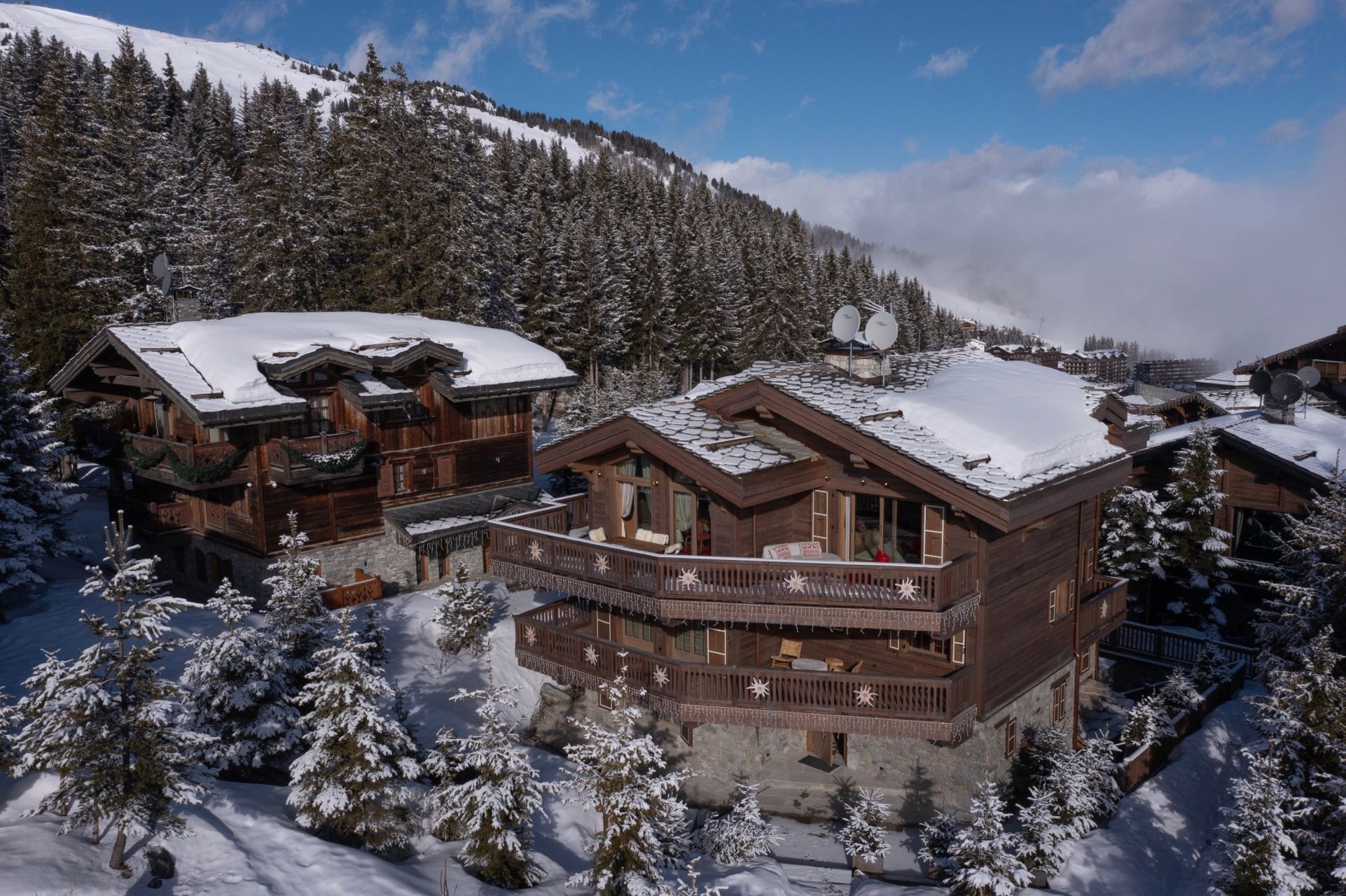 chalet de luxe 15 Pièces en location saisonnière sur COURCHEVEL (73120)