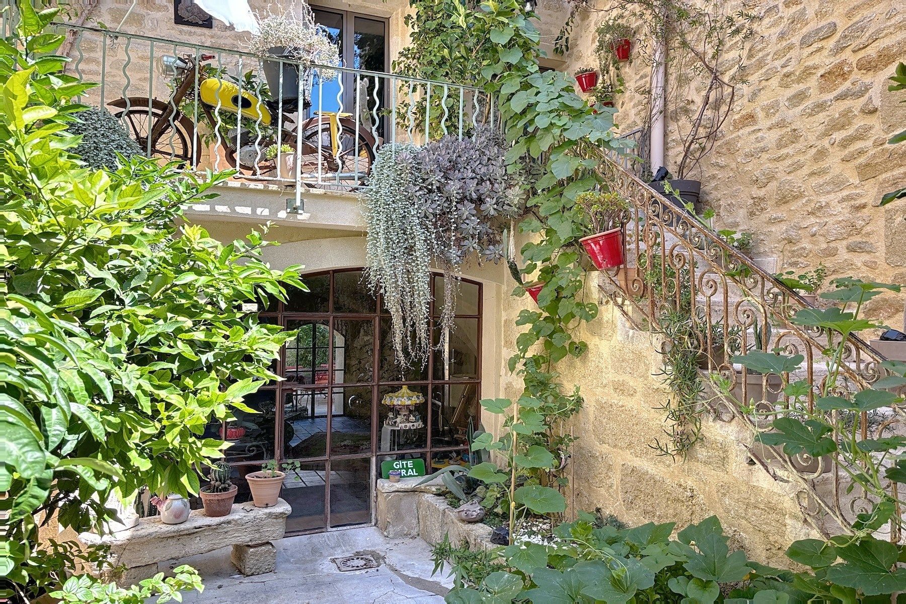 maison de luxe 9 Pièces en vente sur AUBAIS (30250)