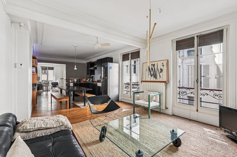 luxury apartment 3 Rooms for sale on PARIS (75004)