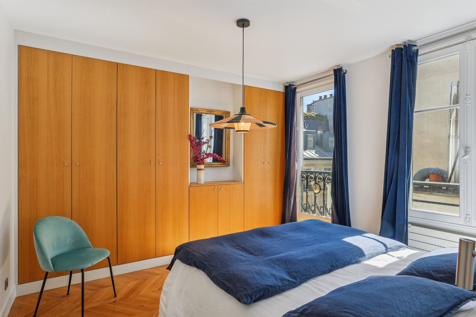 luxury apartment 3 Rooms for sale on PARIS (75001)