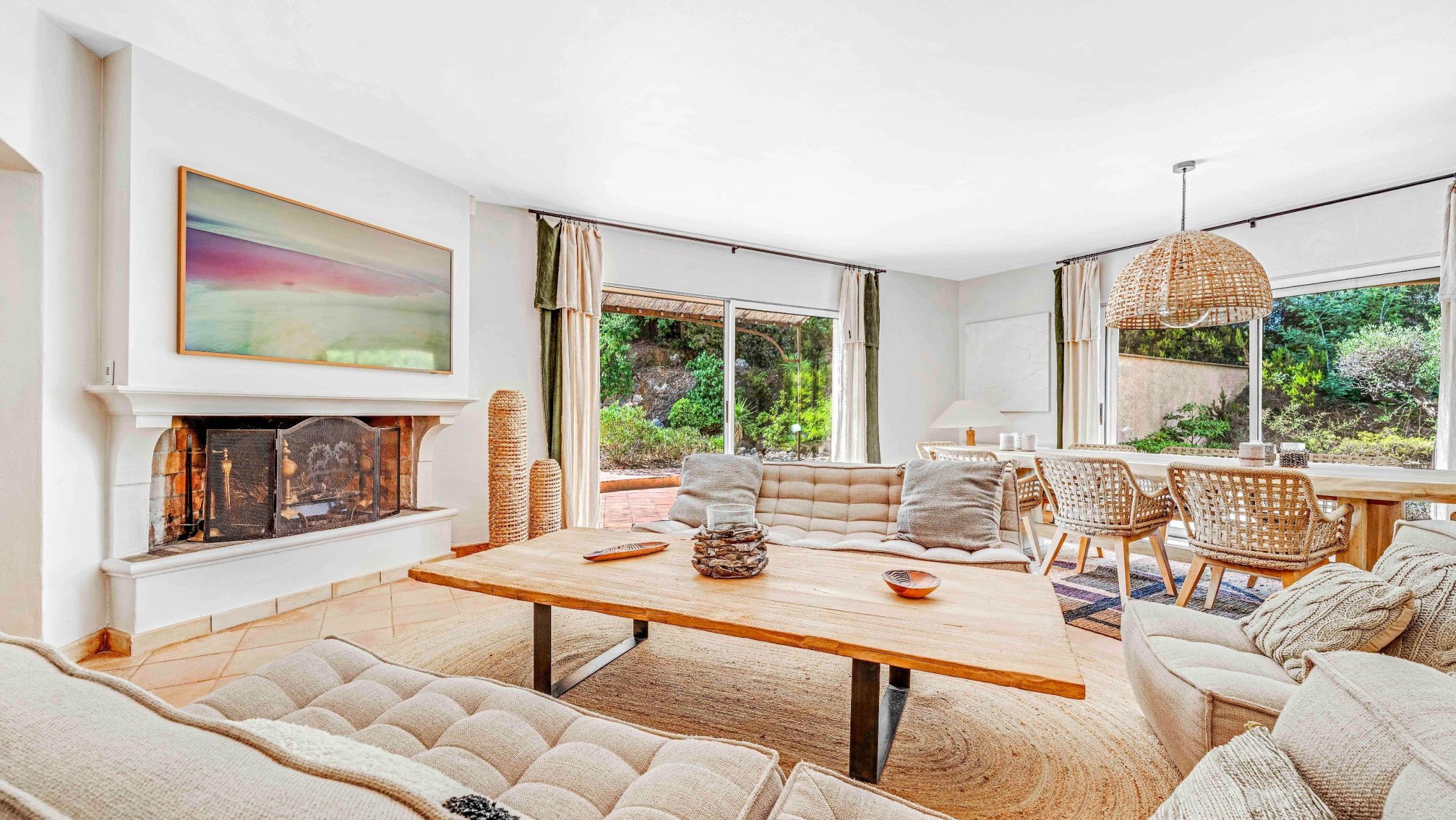 luxury provencale house 6 Rooms for sale on LA CROIX VALMER (83420)