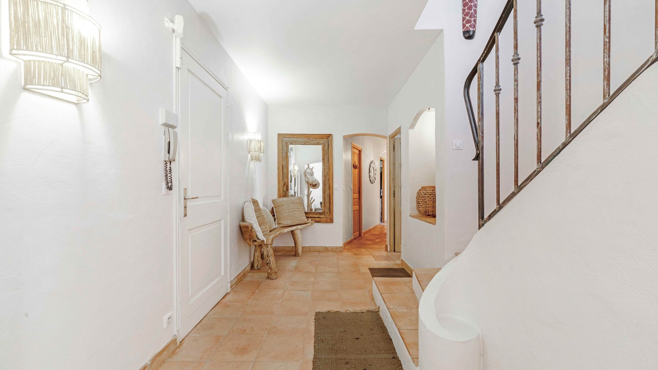 luxury provencale house 6 Rooms for sale on LA CROIX VALMER (83420)