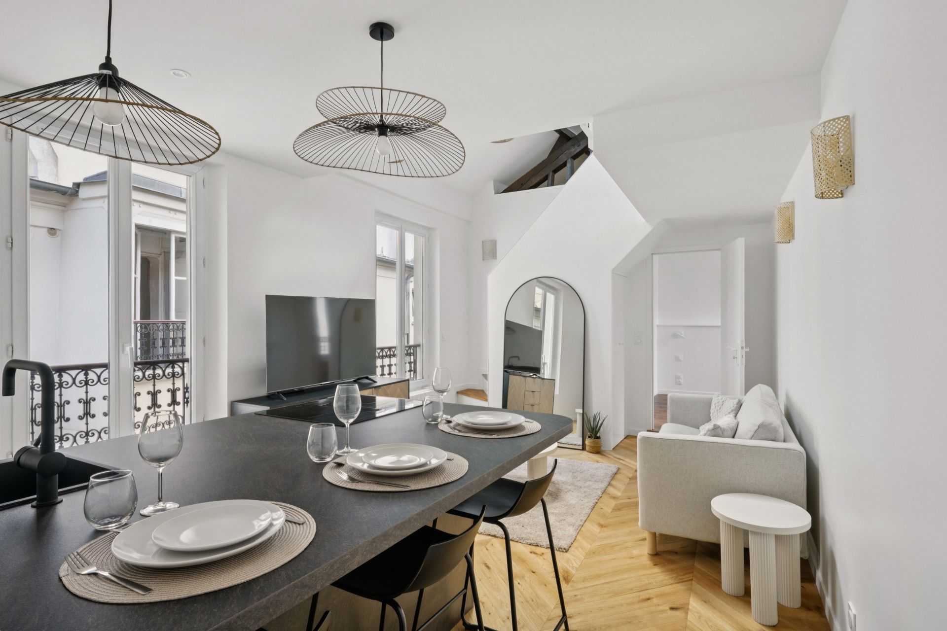 luxury apartment 3 Rooms for sale on PARIS (75116)