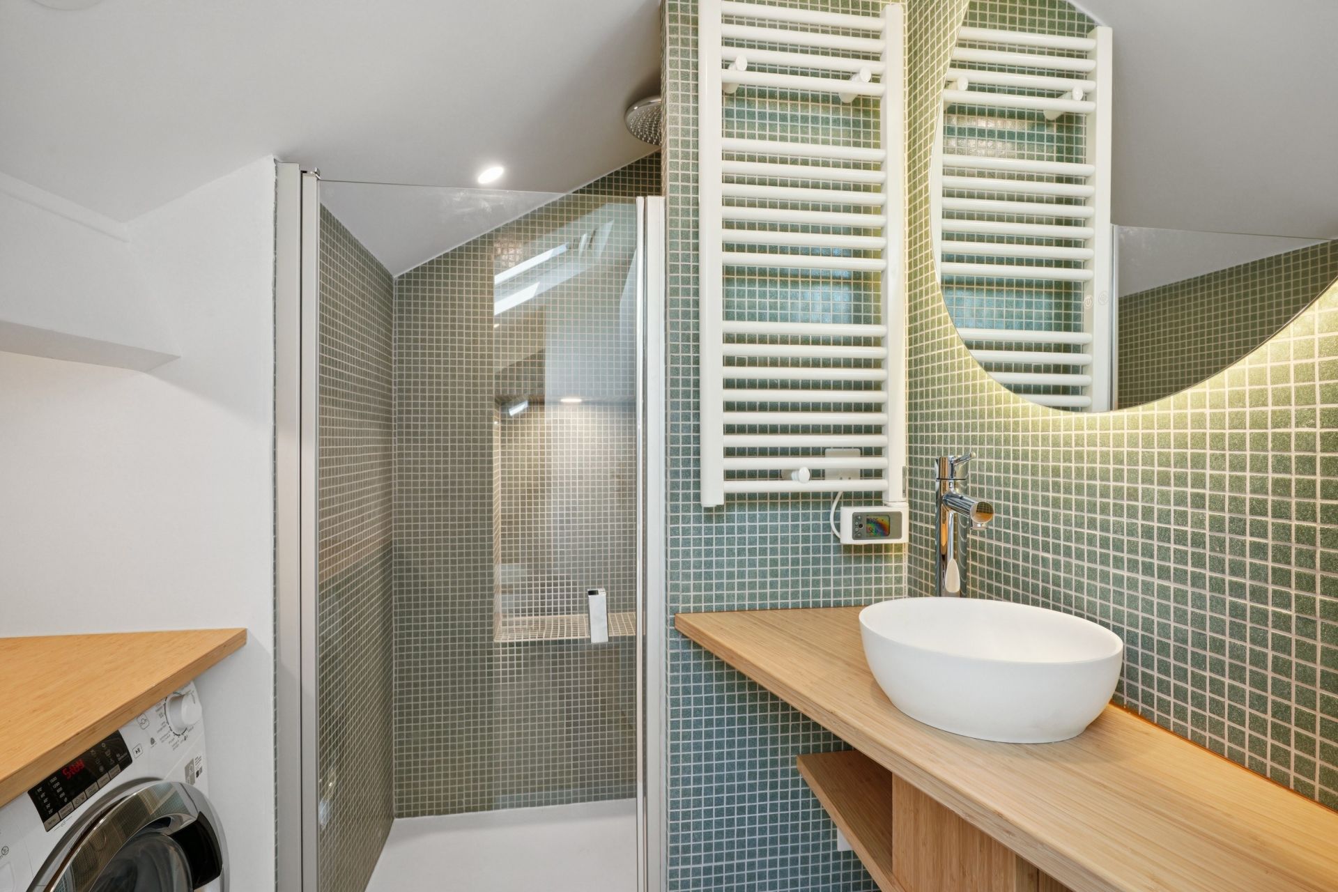 luxury apartment 3 Rooms for sale on PARIS (75116)