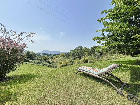 Sale Luxury house Urrugne 7&nbsp;Rooms 163&nbsp;m²