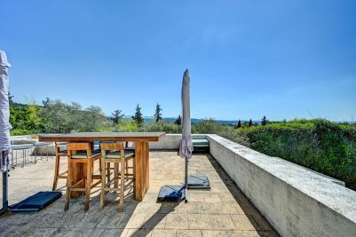 Location Maison de luxe Aix-en-Provence 6 Pièces 206 m²