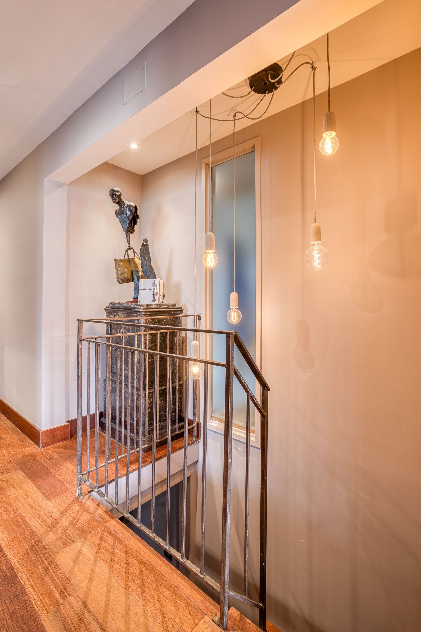 luxury apartment 8 Rooms for sale on VEYRIER DU LAC (74290)